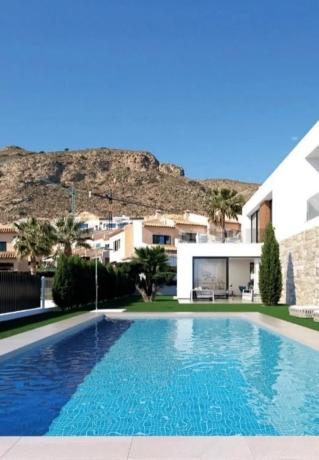 Casa independiente en calle de Serra Cortina s/n