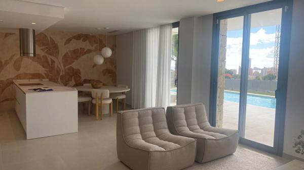 Chalet en calle de Serra Cortina