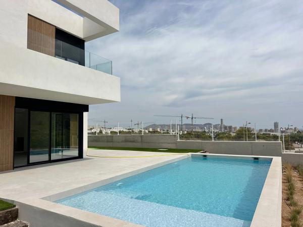 Casa independiente en calle de Nicaragua, 4