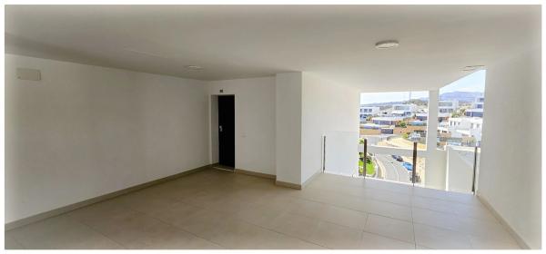 Piso en calle de Colombia, 2