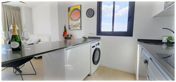 Piso en calle de Colombia, 2