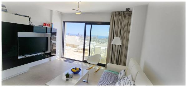 Piso en calle de Colombia, 2