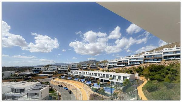 Piso en calle de Colombia, 2