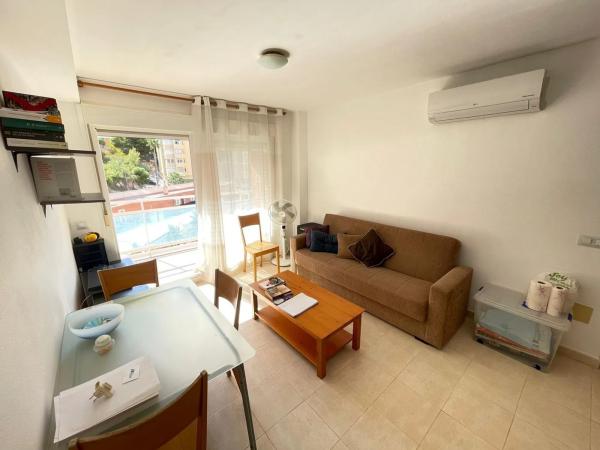 Piso en avenida de la Marina Baixa