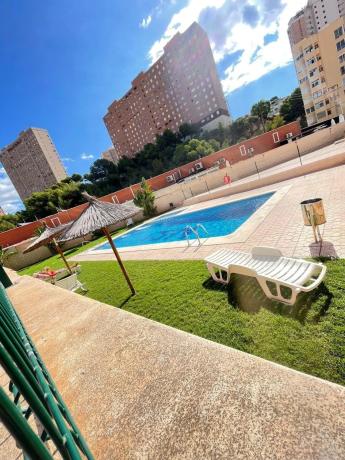 Piso en avenida de la Marina Baixa