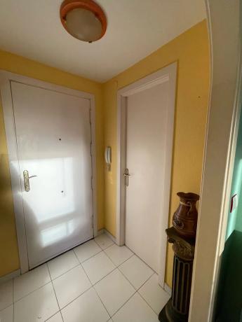 Piso en calle Viena, 5