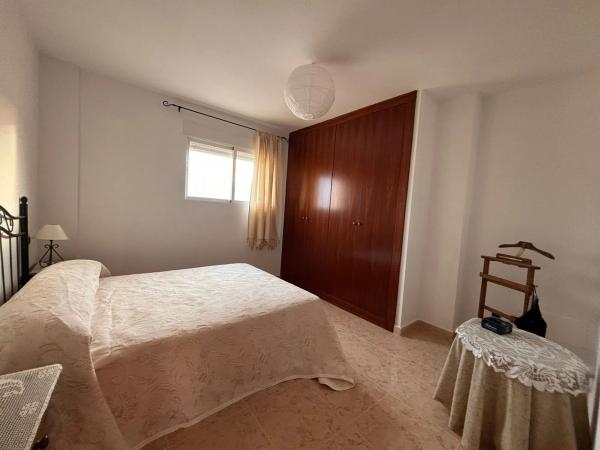 Casa independiente en calle Lisboa, 4