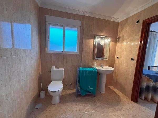 Casa independiente en calle Lisboa, 4