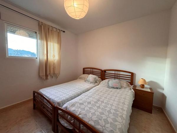 Casa independiente en calle Lisboa, 4