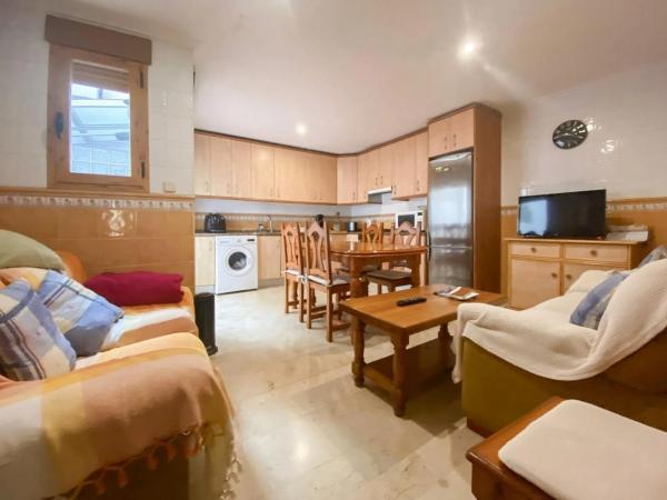 Chalet pareado en calle la Fonteta