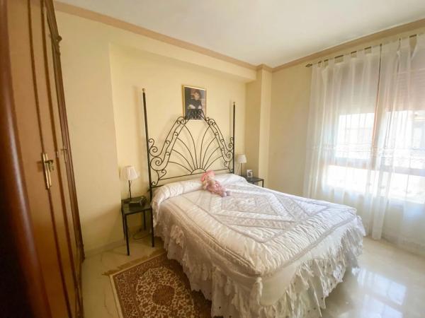 Chalet pareado en calle la Fonteta