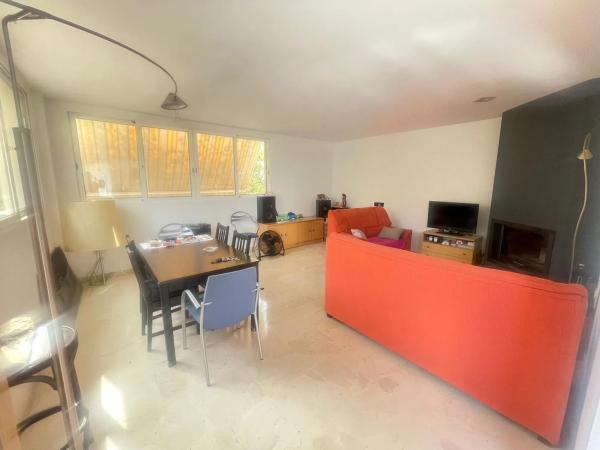 Chalet adosado en calle Sant Rafel