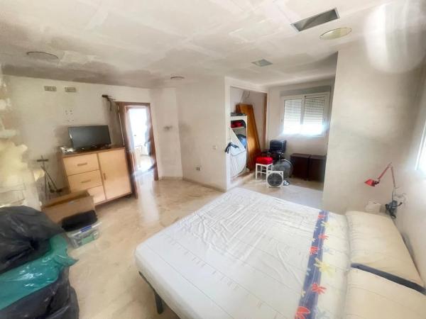 Chalet adosado en calle Sant Rafel