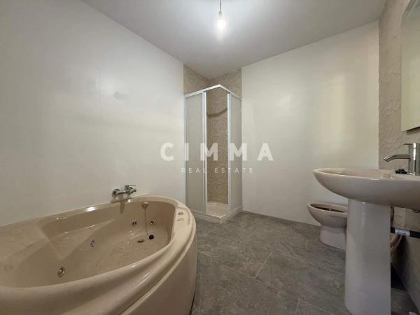 Casa independiente en calle Acacies