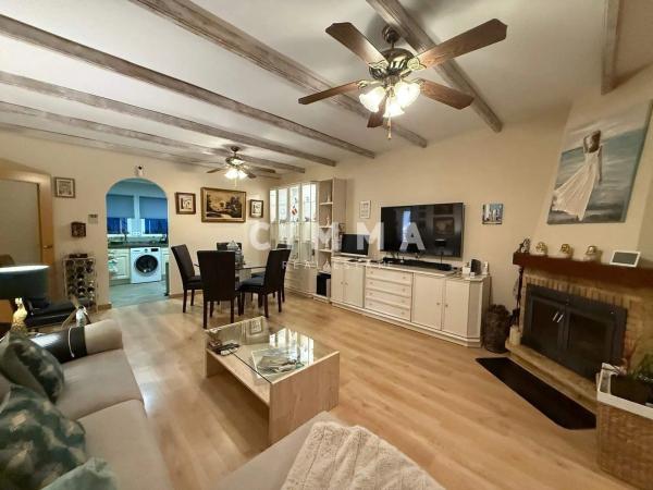 Chalet adosado en calle Serra del Cabeçó d'Or