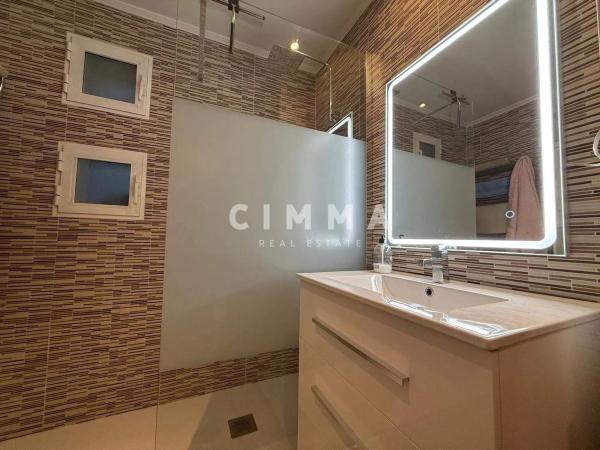 Chalet adosado en calle Serra del Cabeçó d'Or