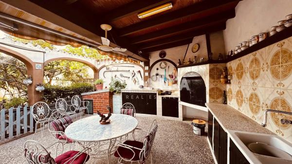 Casa independiente en calle Xile p