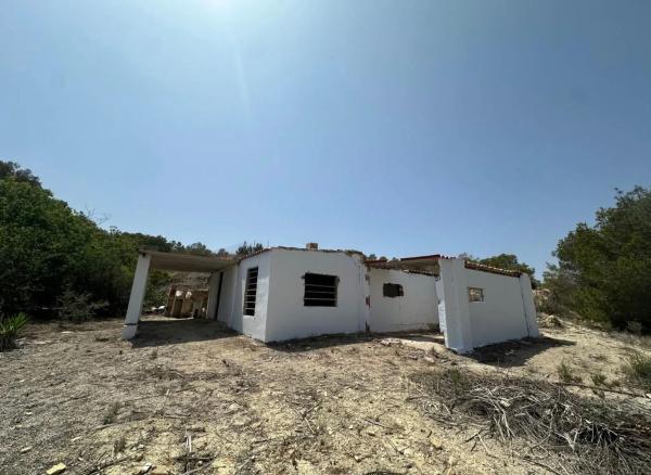 Casa independiente en Partida la Ermita