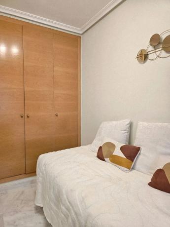 Piso en avenida Mestral, 5