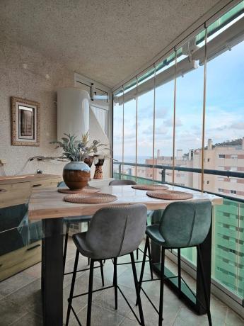 Piso en avenida Mestral, 5