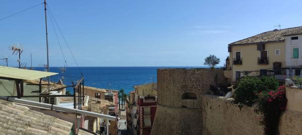 Piso en calle Censal, 2