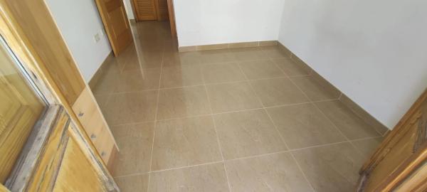 Piso en calle Censal, 2