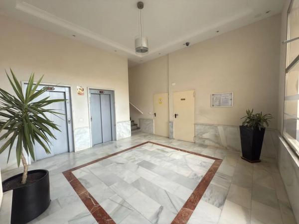 Piso en CL Marinada, 7