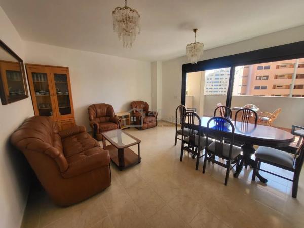 Piso en avenida Mestral