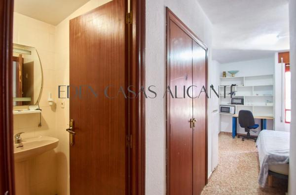 Piso en calle Colón, 81