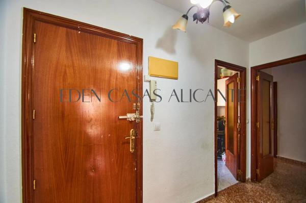 Piso en calle Colón, 81