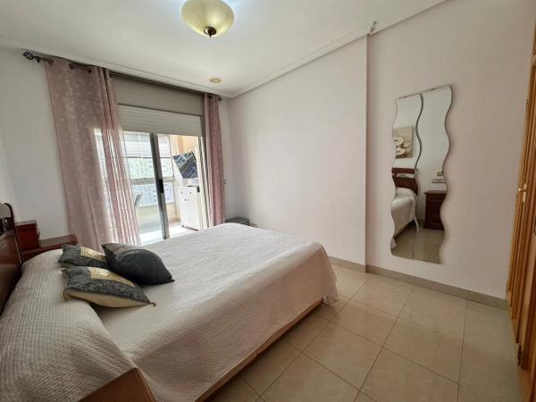 Piso en avenida Rosa de los vientos, 5