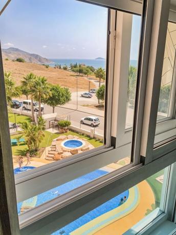 Piso en avenida Tellerola, 11