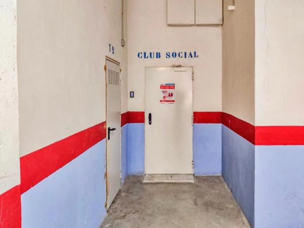 Piso en avenida Tellerola, 11