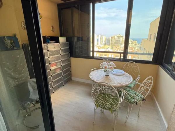 Dúplex en avenida Mestral