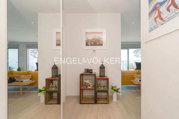 Piso en avenida Ciudad de Requena, 2