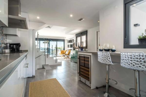 Chalet adosado en Av Constitucion De La