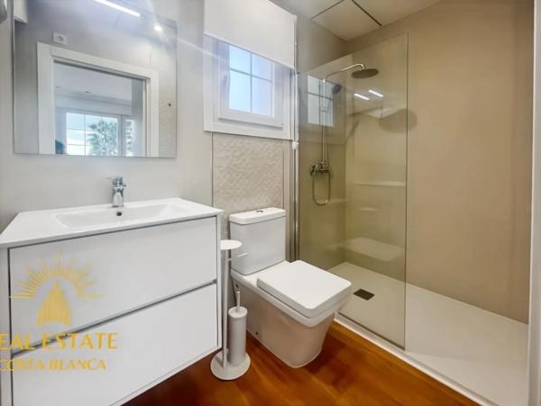 Casa independiente en calle La Solana