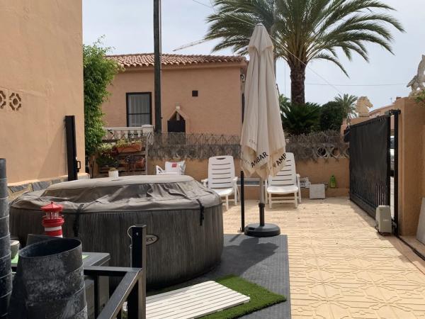 Casa independiente en avenida Ponoig, 7