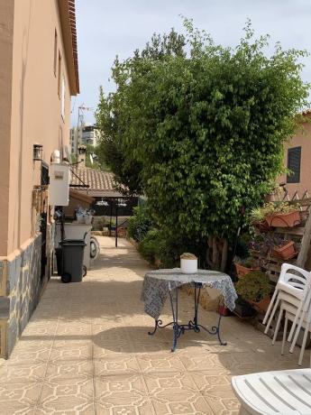 Casa independiente en avenida Ponoig, 7