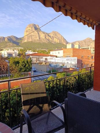 Casa independiente en avenida Ponoig, 7