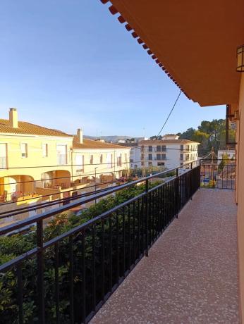 Casa independiente en avenida Ponoig, 7