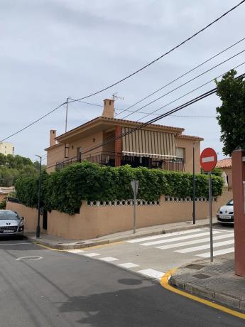 Casa independiente en avenida Ponoig, 7