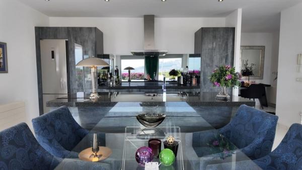 Casa independiente en calle Roma