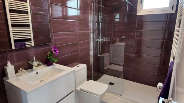 Casa independiente en calle Roma