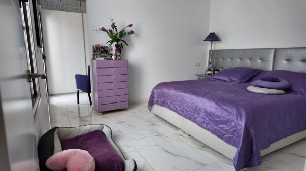 Casa independiente en calle Roma