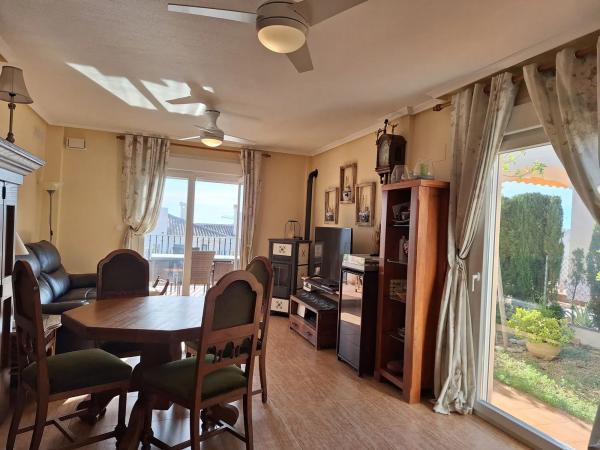 Chalet pareado en avenida Balcon de Ponoig, 37