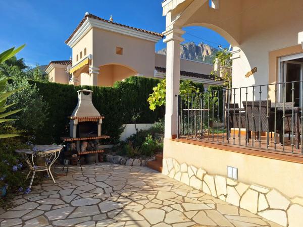 Chalet pareado en avenida Balcon de Ponoig, 37