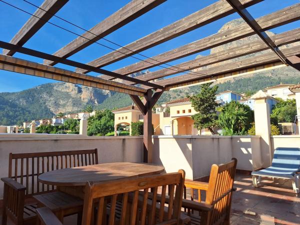 Chalet pareado en avenida Balcon de Ponoig, 37