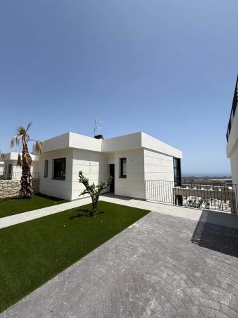 Chalet pareado en avenida Balcon de Ponoig s/n