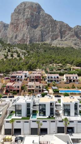 Chalet pareado en avenida Balcon de Ponoig s/n